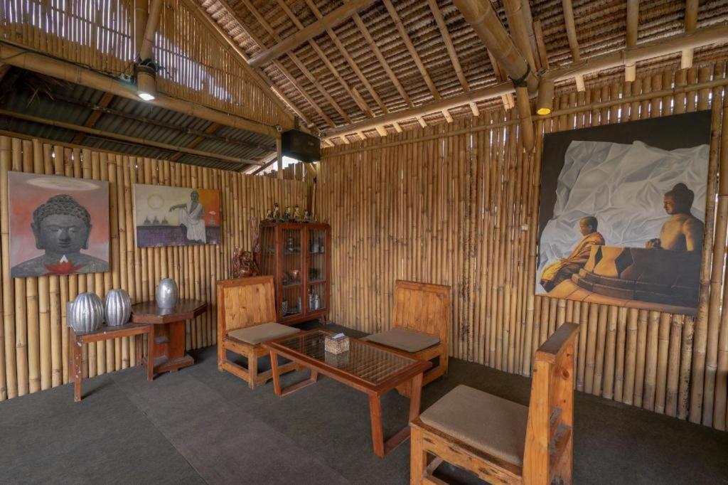 Oyo 2380 Alea Guesthouse Muntilan Dış mekan fotoğraf
